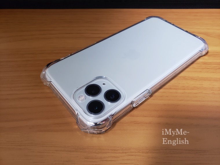 「Spigen iPhone 11 Pro (5.8インチ)専用 ウルトラ・ハイブリッドケース クリアカバー」の写真